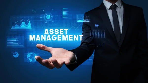 Рука Предпринимателя Надписью Asset Management Концепция Успеха Бизнеса — стоковое фото