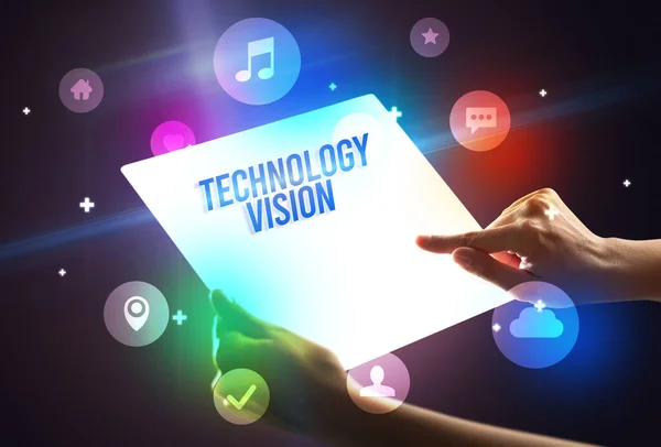 Posiadanie Futurystycznego Tabletu Napisem Technologia Vision Koncepcja Nowej Technologii — Zdjęcie stockowe