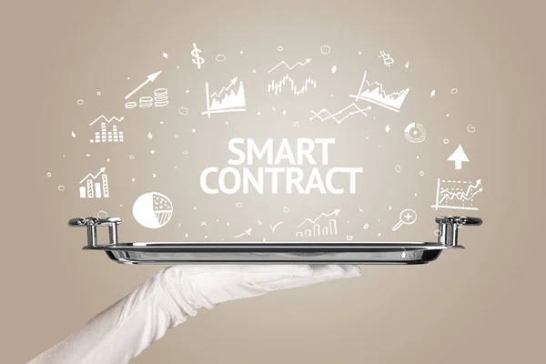 Camarero Sirviendo Concepto Idea Negocio Con Inscripción Smart Contract —  Fotos de Stock