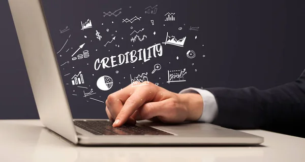 Zakenman Werkt Aan Laptop Met Credibility Inscriptie Modern Business Concept — Stockfoto