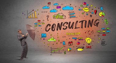 Şemsiyenin arkasına saklanan azimli iş adamı. Yazı, yeni iş konsepti.