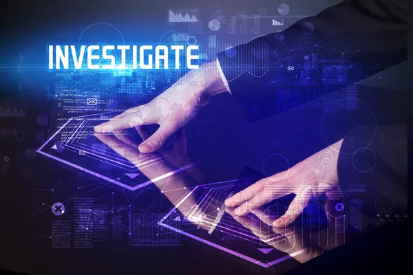 Hand Vidrör Digitalt Bord Med Investigate Inskription New Age Security — Stockfoto