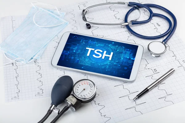 Close View Tablet Tsh Abbreviation Medical Concept — Stock Photo, Image
