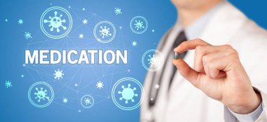 Doktor ilaç veriyor. Yazıt, koronavirüs konsepti.