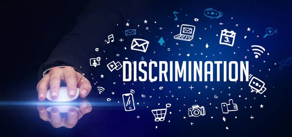 Discrimination Yazıtları Sosyal Medya Konseptiyle Ele Tutuşmak — Stok fotoğraf