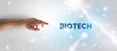 BIOTECH yazıtlarına el işareti, modern teknoloji kavramı