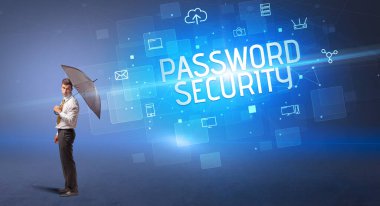 Siber saldırı ve PASSWORD SECURITY yazıtları ve çevrimiçi güvenlik konseptiyle savunma yapan bir iş adamı.