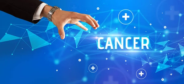 Крупный План Обрезанной Руки Указывающий Надпись Cancer Медицинская Концепция — стоковое фото