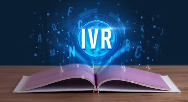 Açık bir kitaptan çıkan Ivr yazımı, dijital teknoloji konsepti