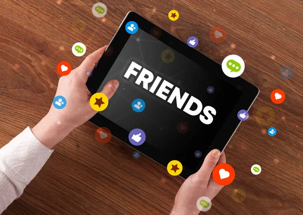 Close Touchscreen Friends Inscription Social Networking Concept — Stock Photo, Image