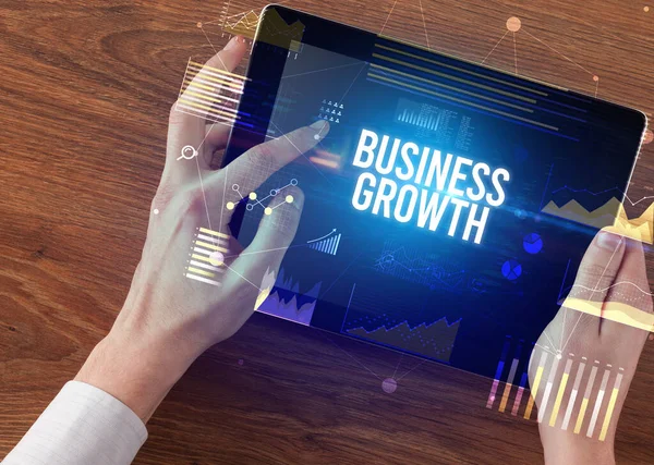Крупним Планом Руки Тримають Планшет Написом Business Growth Сучасна Бізнес — стокове фото