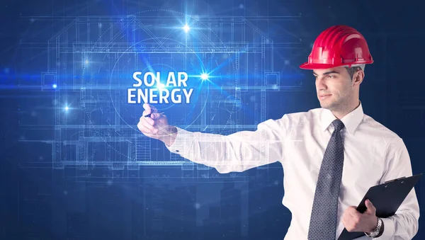 Schöner Architekt Mit Helmzeichnung Solar Energy Inschrift Neues Technologiekonzept — Stockfoto