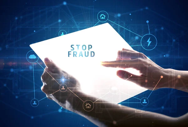 Holding Φουτουριστικό Δισκίο Επιγραφή Stop Fraud Έννοια Της Ασφάλειας Στον — Φωτογραφία Αρχείου