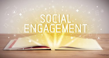 SOSYAL ENGAGEMENT yazıtları, sosyal medya kavramı ile açık kitap