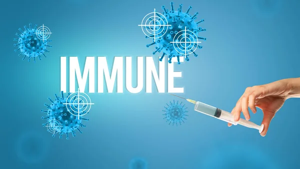Detailní Záběr Lékařskou Ruku Bílé Rukavici Stříkačkou Nápisem Immune Koncept — Stock fotografie