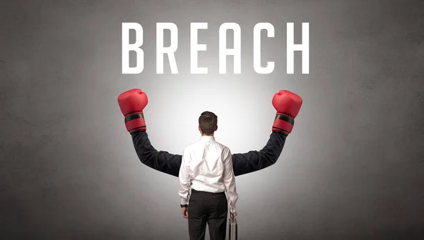 Hátsó Nézet Egy Üzletember Breach Felirattal Kiberbiztonsági Koncepció — Stock Fotó