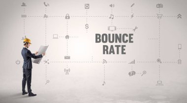 BOUNCE Oranı yazma kavramı ile yeni bir sosyal medya platformu üzerinde çalışan mühendis