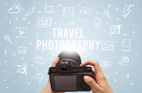 Kézi Fényképezés Digitális Fényképezőgéppel Travel Photography Felirattal Kamera Beállítások Koncepció — Stock Fotó