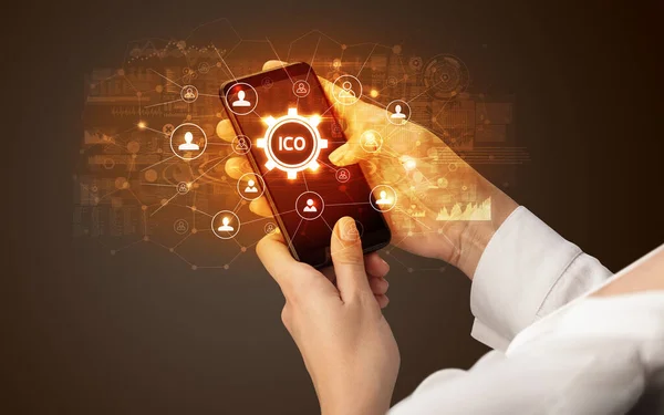 Kvinnlig Hand Hålla Smartphone Med Ico Förkortning Modern Teknik Concept — Stockfoto