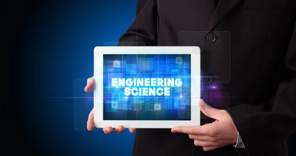 Giovane Uomo Affari Che Lavora Tablet Mostra Iscrizione Engineering Science — Foto Stock