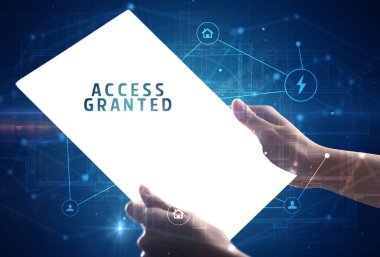 ACCESS büyük yazıtlı, siber güvenlik kavramlı fütüristik tablet