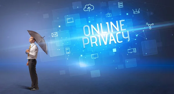 Бизнесмен Защищает Зонтиком Кибератаки Online Privacy Надпись Концепция Онлайн Безопасности — стоковое фото