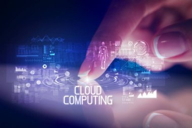 Web teknolojisi simgeleri ve Cloud Computing yazıtile parmak dokunma tablet