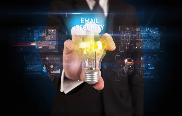 Бизнесмен Держащий Лампочку Надписью Email Security Концепция Онлайн Безопасности — стоковое фото