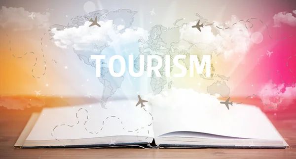 Livre Ouvert Avec Inscription Tourisme Concept Vacances — Photo