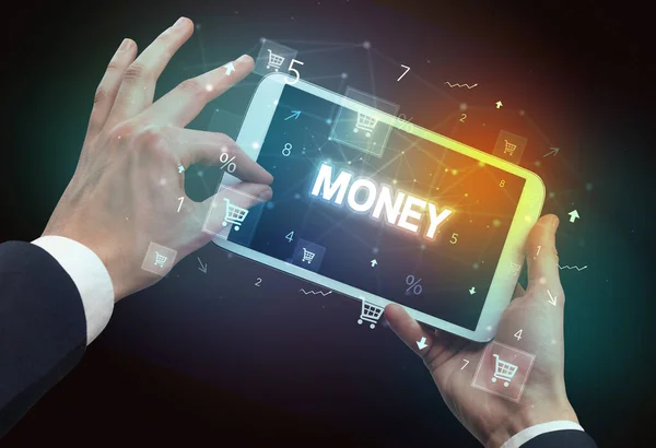 Κοντινό Πλάνο Ενός Tablet Χειρός Επιγραφή Money Έννοια Online Ψώνια — Φωτογραφία Αρχείου
