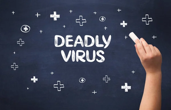 Ручний Малюнок Напис Deadly Virus Білою Крейдою Дошці Медична Концепція — стокове фото