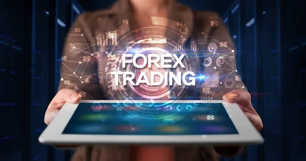 Junger Geschäftsmann Arbeitet Tablet Und Zeigt Die Aufschrift Forex Trading — Stockfoto