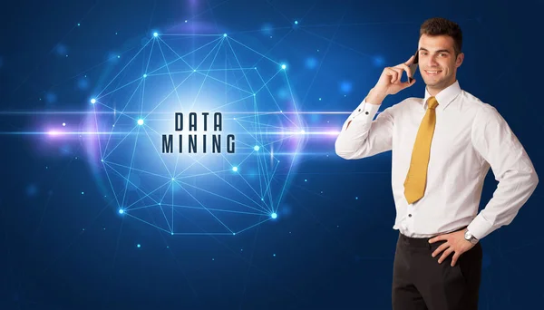Zakenman Denken Beveiligingsoplossingen Met Data Mining Inscriptie — Stockfoto