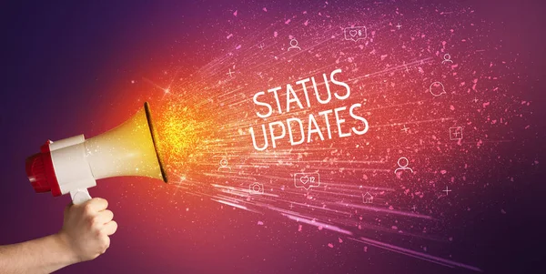 Status Updates இளம — ஸ்டாக் புகைப்படம்