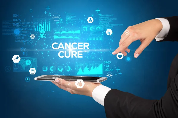 Крупный План Сенсорного Экрана Надписью Cancer Cure Медицинская Концепция — стоковое фото