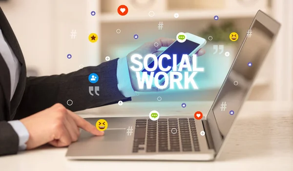 Freelance Woman Using Laptop Social Work Inscription Social Media Concept — Stock Photo, Image