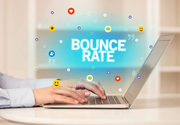 Freelance Woman Using Laptop Bounce Rate Inscription Social Media Concept — Stock Photo, Image