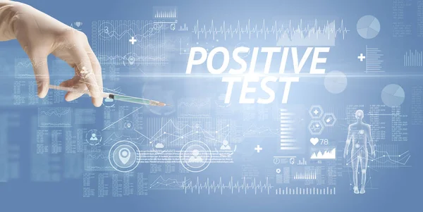 Igła Strzykawki Szczepionką Przeciw Wirusowi Napisem Positive Test Koncepcja Antidotum — Zdjęcie stockowe