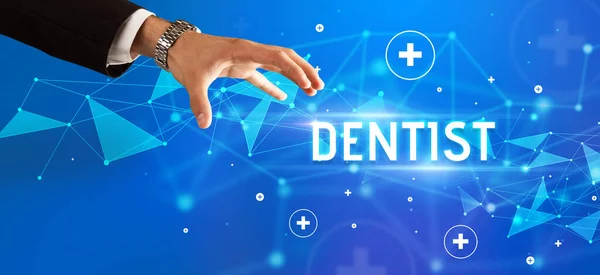 Close Van Bijgesneden Hand Wijzend Dentist Inscriptie Medisch Concept — Stockfoto