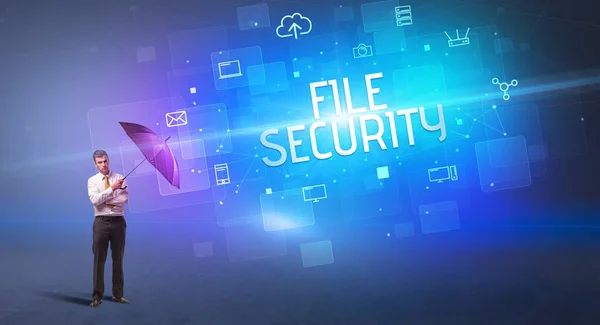 Бизнесмен Защищающийся Зонтиком Кибератаки Надписи File Security Концепция Онлайн Безопасности — стоковое фото