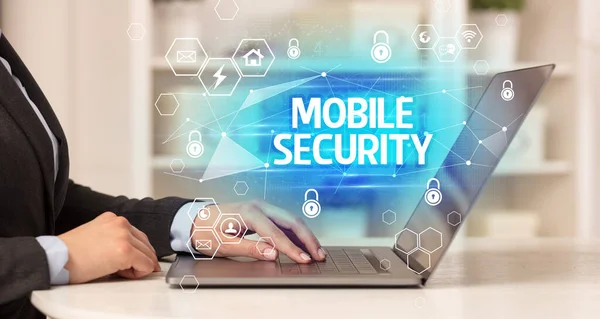 Надпись Mobile Security Ноутбуке Концепции Безопасности Интернете Защиты Данных Блокчейна — стоковое фото