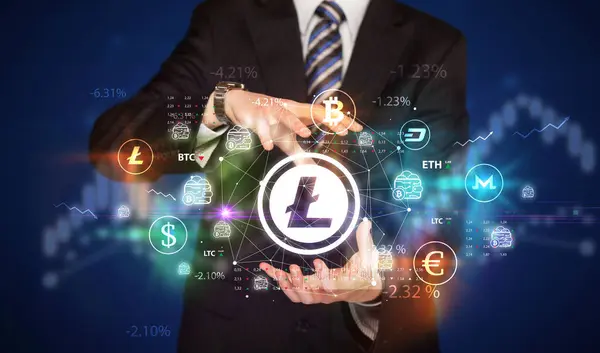 Bedrijfsleider Met Litecoin Symbool Investeringsconcept — Stockfoto