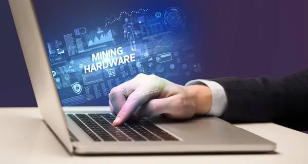 Zakenman Werkt Aan Laptop Met Mining Hardware Inscriptie Cyber Technologie — Stockfoto