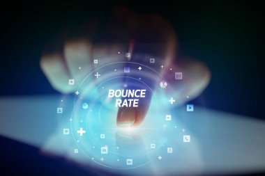 Sosyal medya simgeleri ve Bounce Rate ile parmak dokunma tablet