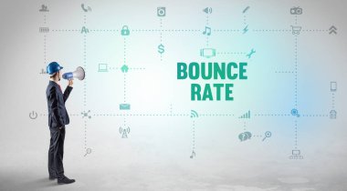 BOUNCE Oranı yazma kavramı ile yeni bir sosyal medya platformu üzerinde çalışan mühendis