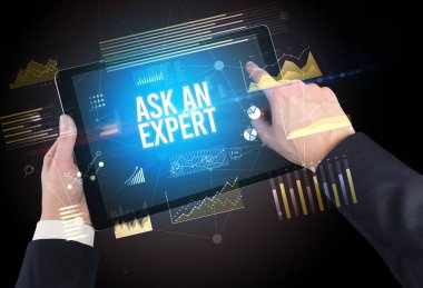 ASK AN Uzman Yazı, modern iş konsepti ile el ele tutuşmalar