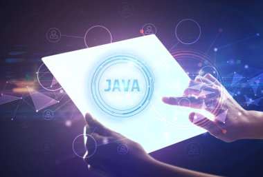 El işi fütüristik tablet JAVA yazması, modern teknoloji konsepti