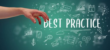 En iyi pratik yazıt, modern iş çözümü kavramına işaret eden kırpılmış ellerin yakın çekimi