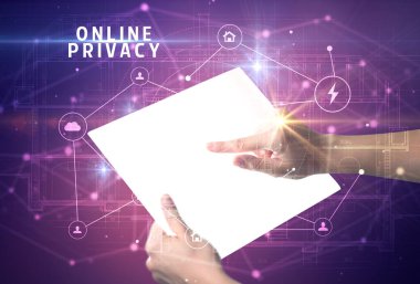 ONLINE Özellikli Fütürist Tablet, Siber Güvenlik Konsepti