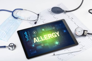 ALLERGY yazıtlı tablet bilgisayar ve tıbbi malzemeler, önleme kavramı